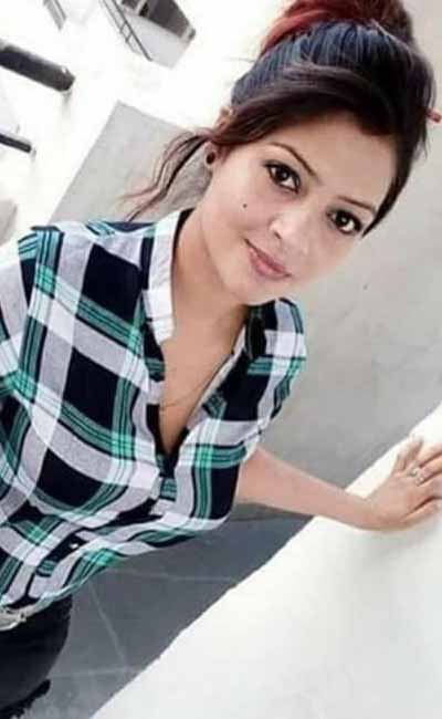 Aarushi a call girl from Dhaka city